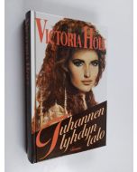 Kirjailijan Victoria Holt käytetty kirja Tuhannen lyhdyn talo