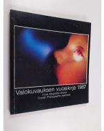 käytetty kirja Valokuvauksen vuosikirja 1987