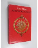 Kirjailijan Nancy Mitford käytetty kirja Aurinkokuningas