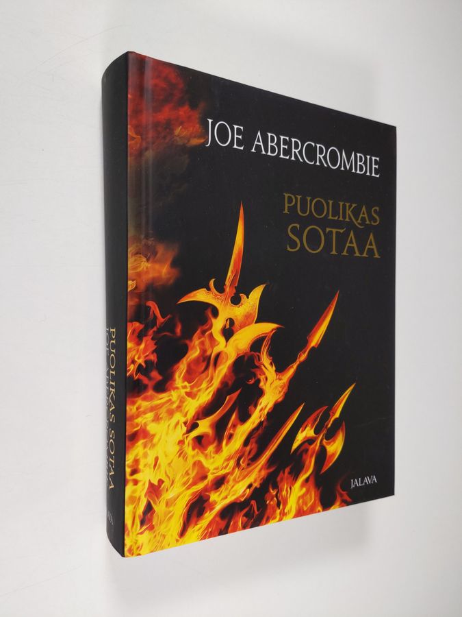 Joe Abercrombie : Puolikas sotaa