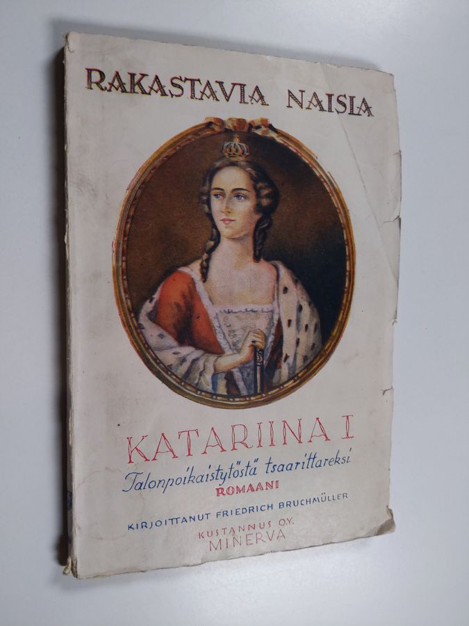 Katariina I : talonpoikaistytöstä tsaarittareksi