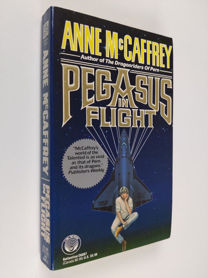 Anne McCaffrey : Pegasus in Flight