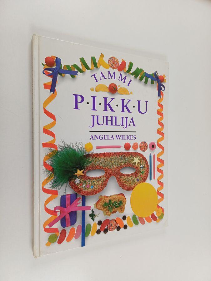 Angela Wilkes : Pikku juhlija