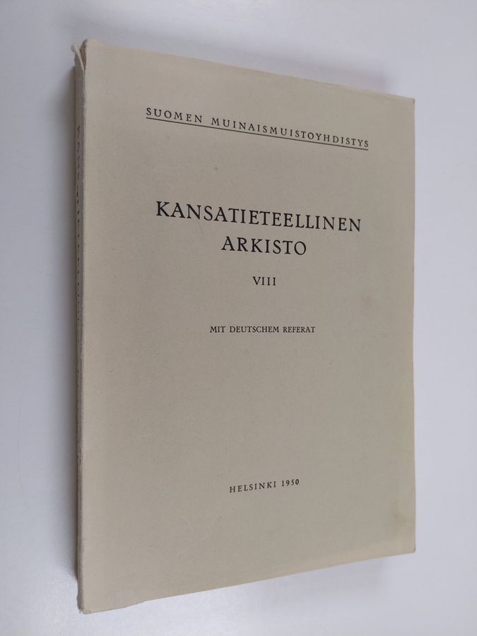 Kansatieteellinen arkisto 8