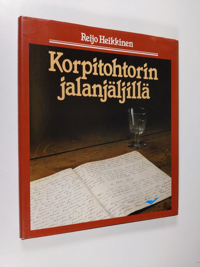 Korpitohtorin jalanjäljillä