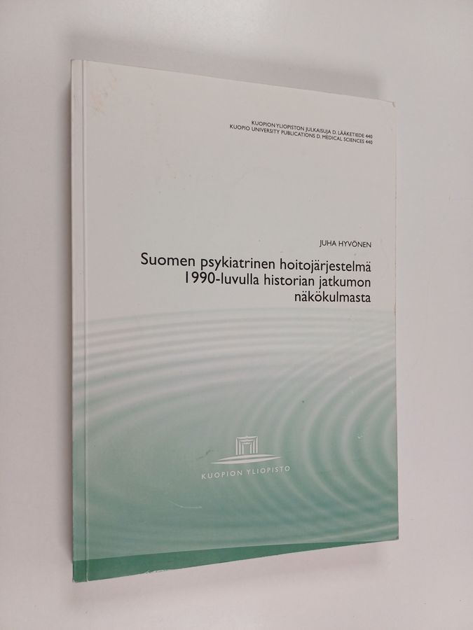 Suomen psykiatrinen hoitojärjestelmä 1990-luvulla historian jatkumon näkökulmasta