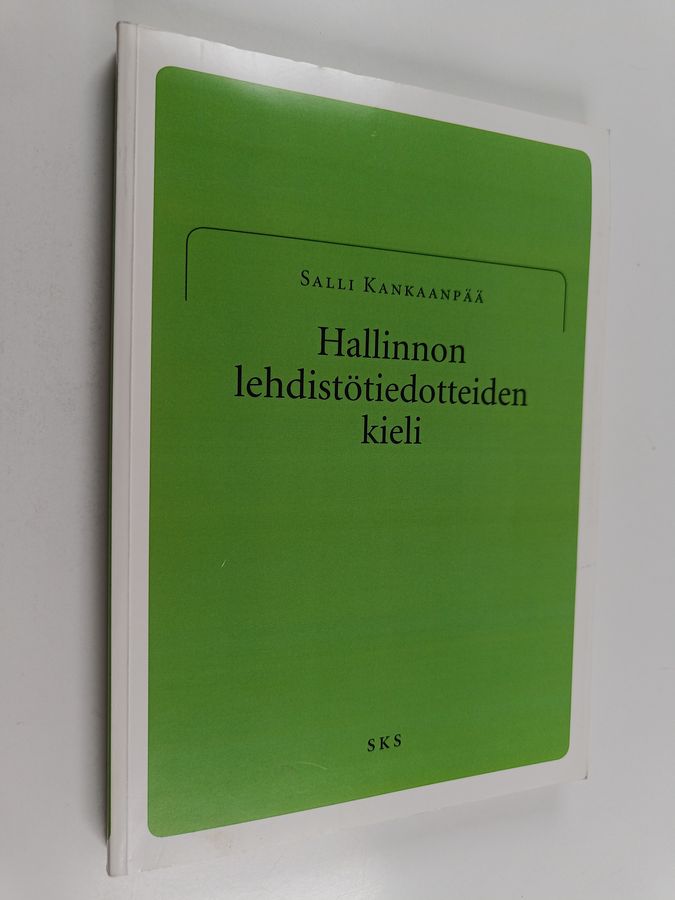 Hallinnon lehdistötiedotteiden kieli