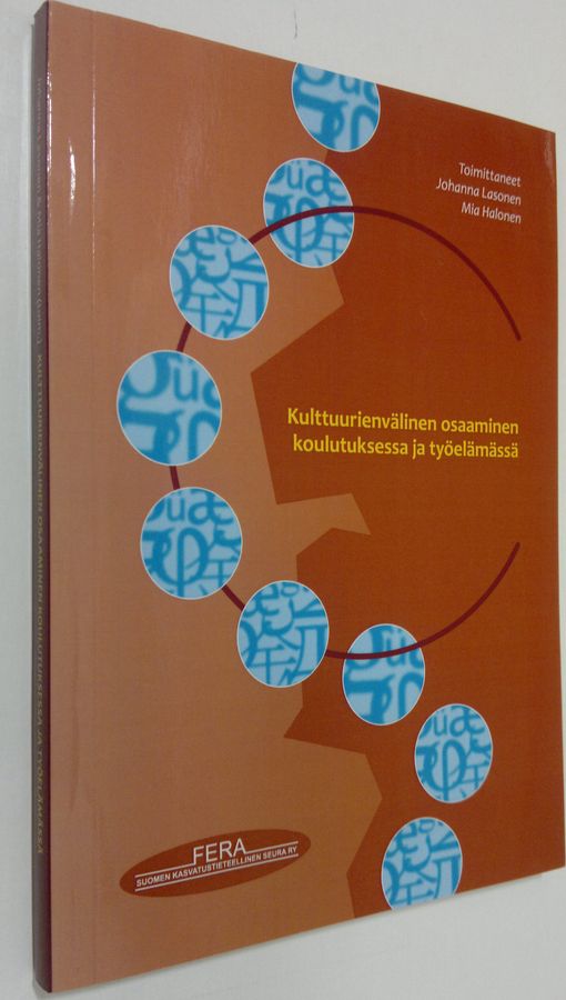 Kulttuurienvälinen osaaminen koulutuksessa ja työelämässä