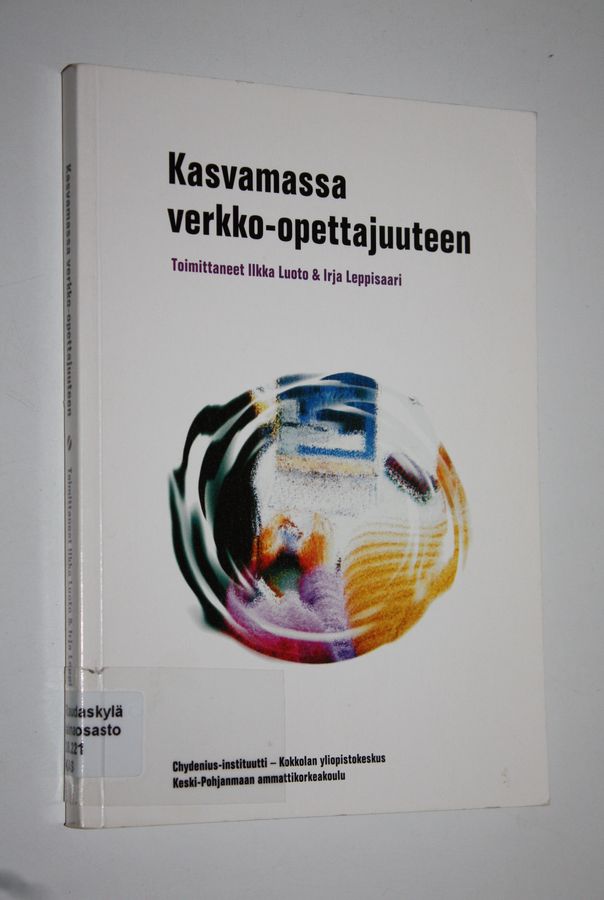 Kasvamassa verkko-opettajuuteen