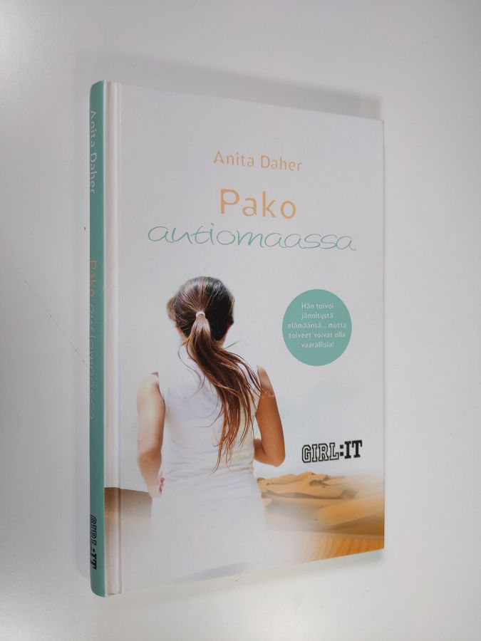 Anita Daher : Pako autiomaassa