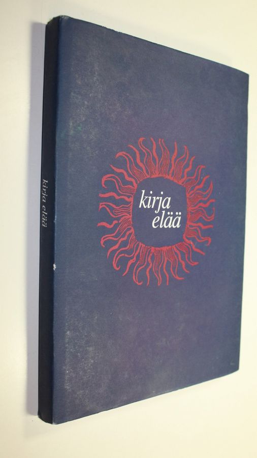 Kirja elää