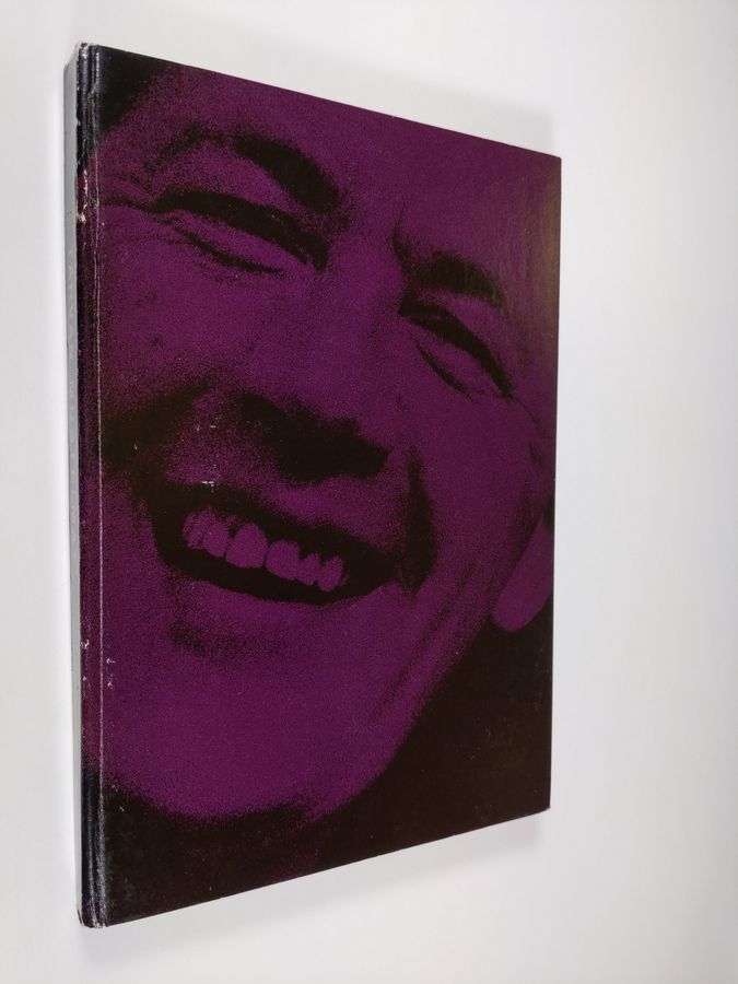 Niilo Tarvajärvi : Tarvan mustelmat