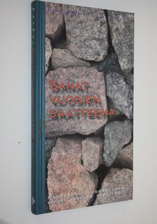 Sanat vuosien saatteena