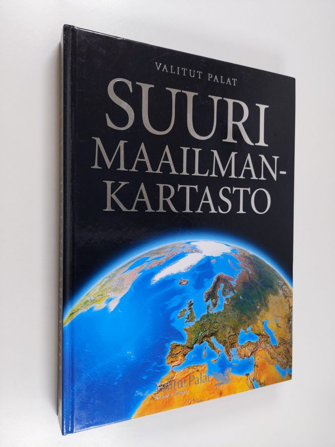 Hannakatri ym. (toim.) Hollmen : Suuri maailmankartasto