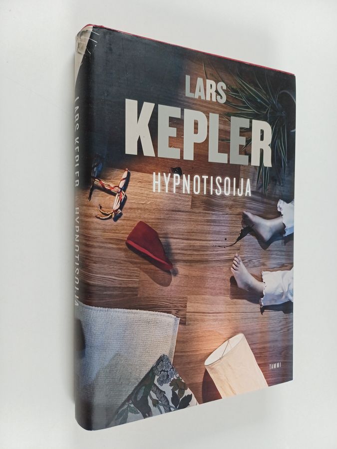 Lars Kepler : Hypnotisoija : rikosromaani