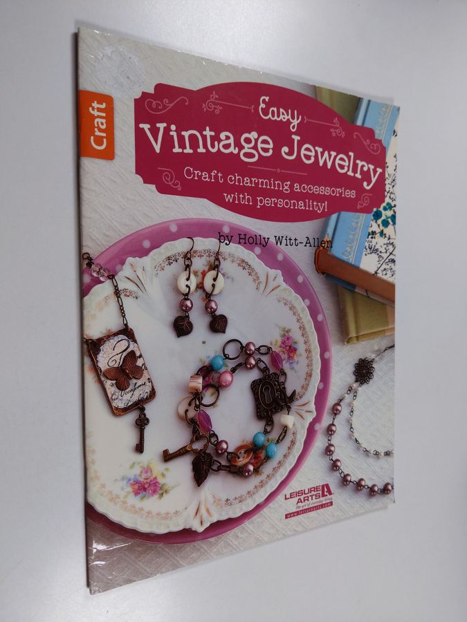 Easy Vintage Jewelry