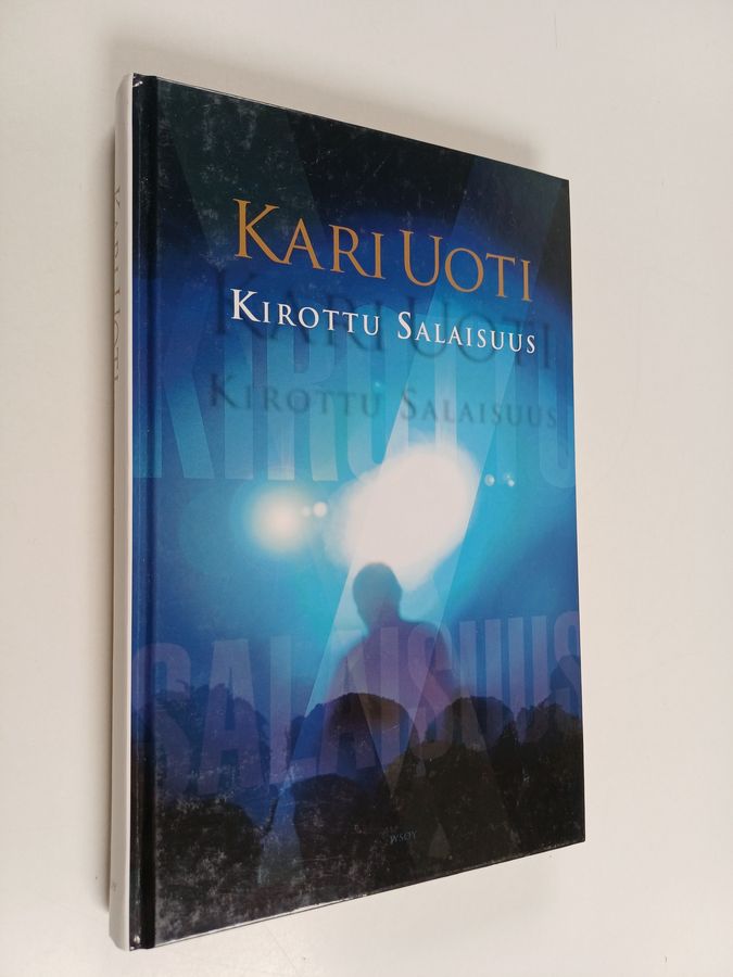 Kirottu salaisuus