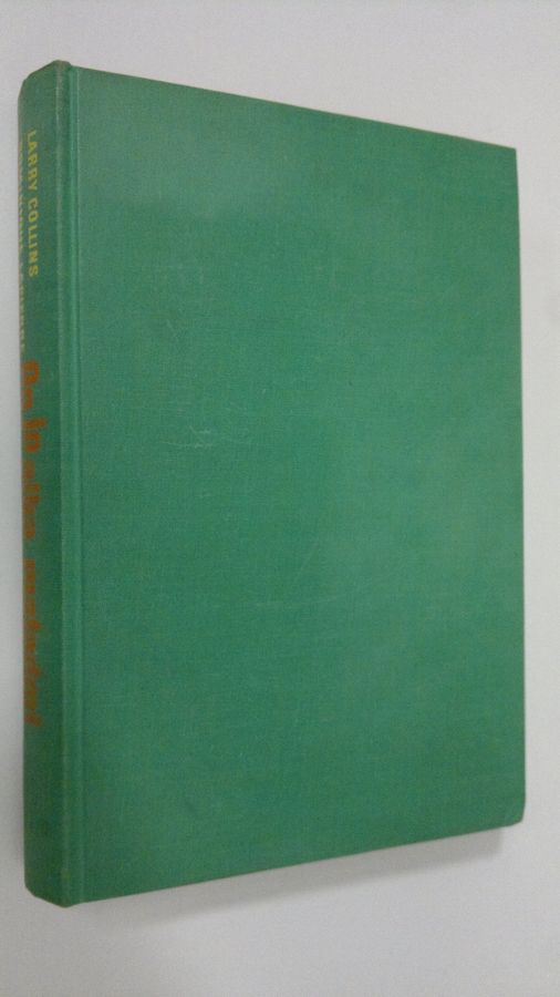 Larry Collins : On jo aika, matadori : El Cordobesin tie huipulle : (Manuel Benitez)