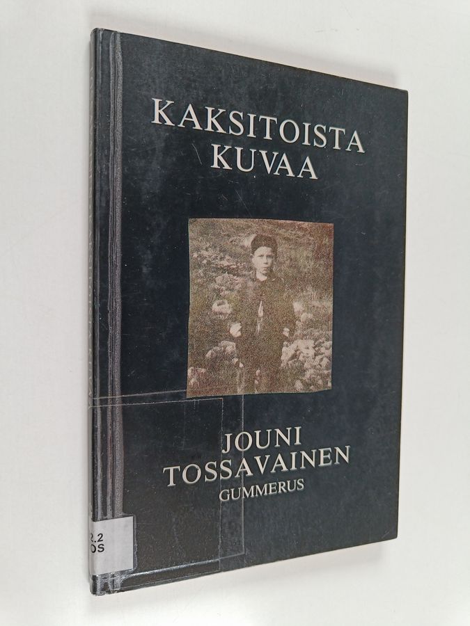 Kaksitoista kuvaa