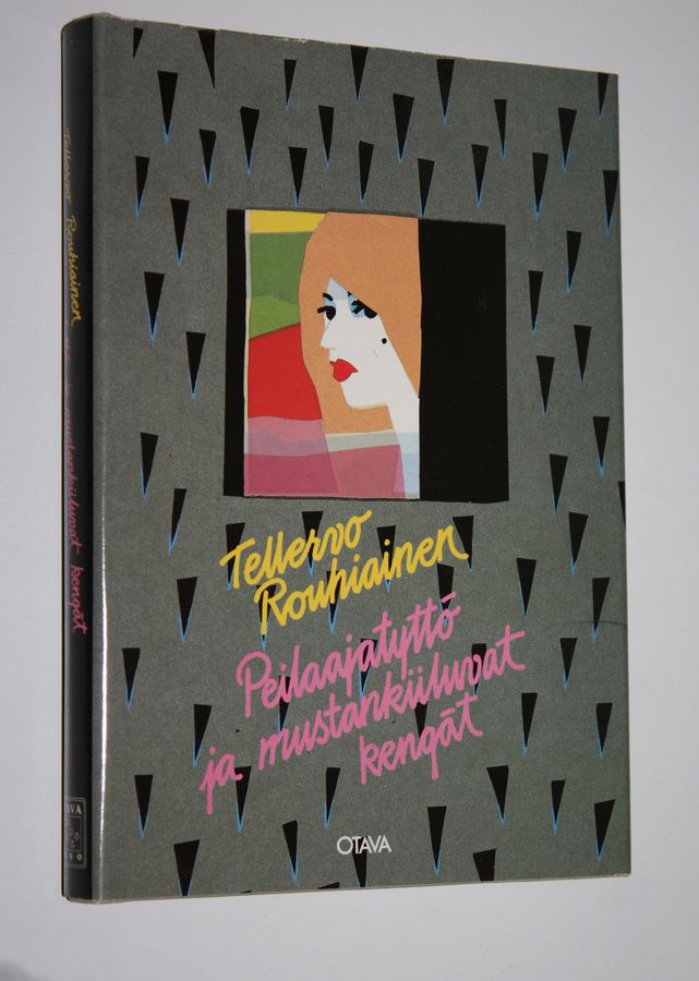 Tellervo Rouhiainen : Peilaajatyttö ja mustankiiluvat kengät
