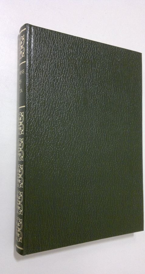 William H. Stephens : Mies ja viitta