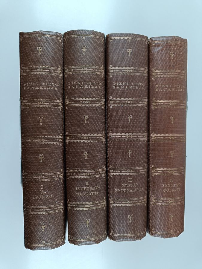 Pieni tietosanakirja 1-4