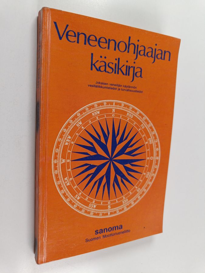 Lasse K. Kivekäs : Veneenohjaajan käsikirja : jokaisen veneilijän käytännön vesilläliikkumistiedot ja turvallisuustiedot
