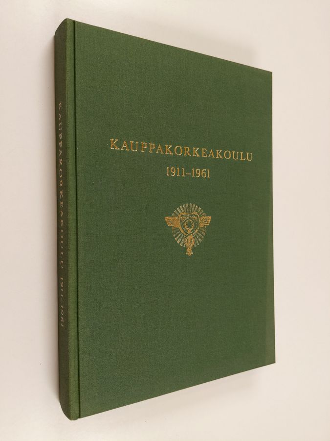 Meeri (toim.) Saarsalmi : Kauppakorkeakoulu 1911-1961 : historiikki : opettaja- ja virkailijamatrikkeli