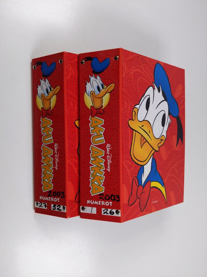 Walt Disney : Aku Ankka vuosikerta 2003 (1-52 kansiossa)