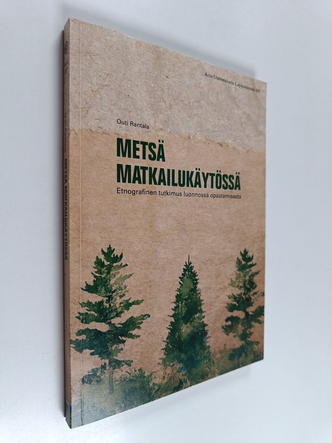 Metsä matkailukäytössä