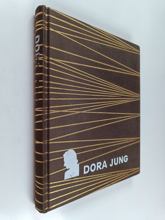 Dora Jung