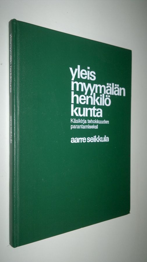 Yleismyymälän henkilökunta