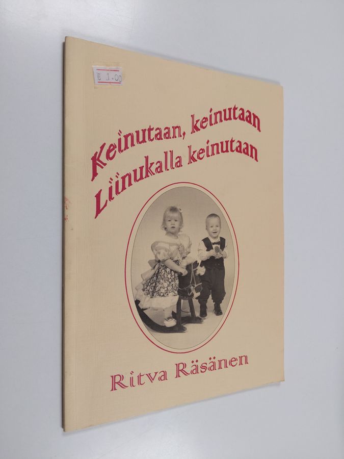 Keinutaan, keinutaan, liinukalla keinutaan