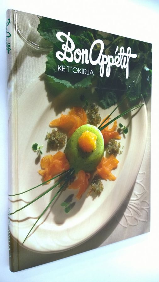 Tiia (ideointi ja toim.) Koskimies : Bon appetit : keittokirja 3
