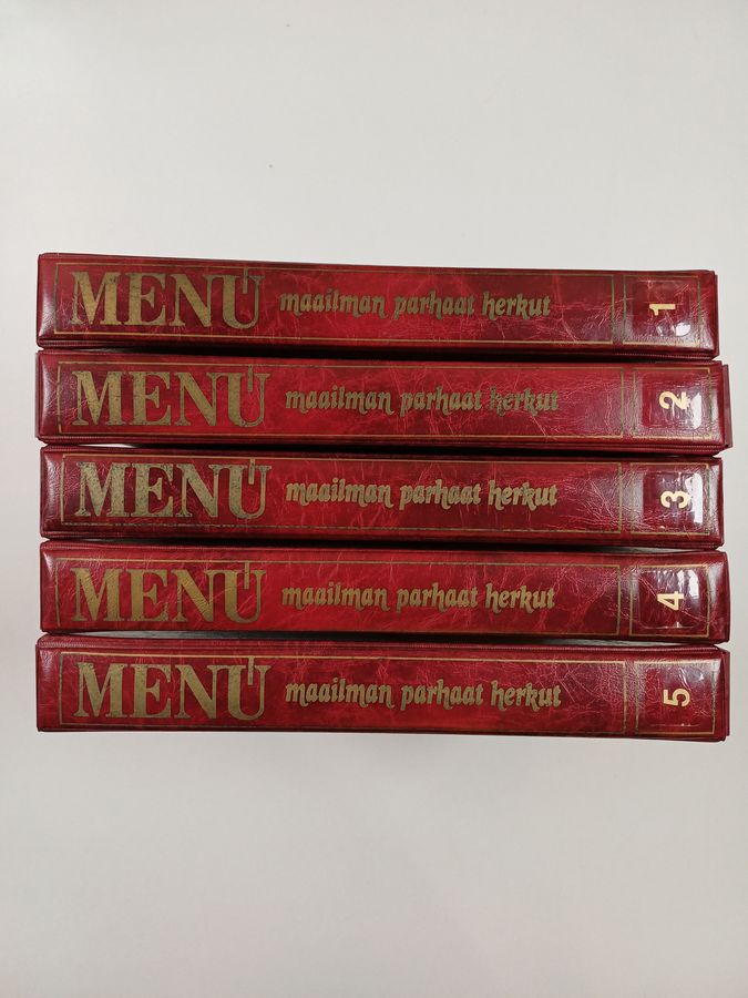Menu vuosikerta 1977 (1-50, 5 kansiota)