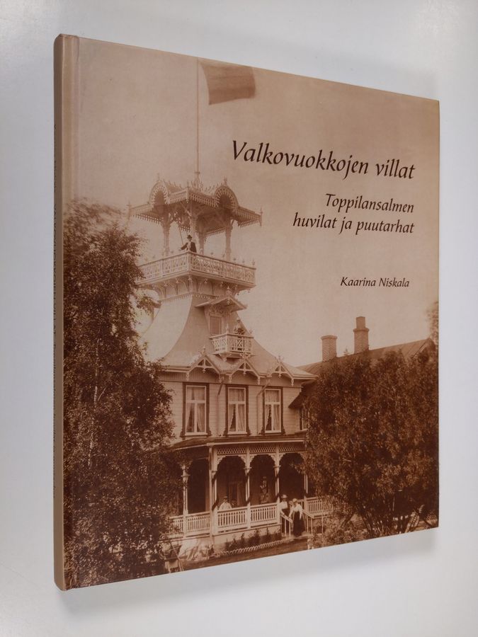 Valkovuokkojen villat
