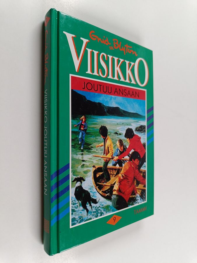Enid Blyton : Viisikko joutuu ansaan
