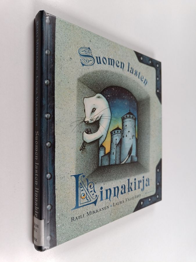 Suomen lasten linnakirja