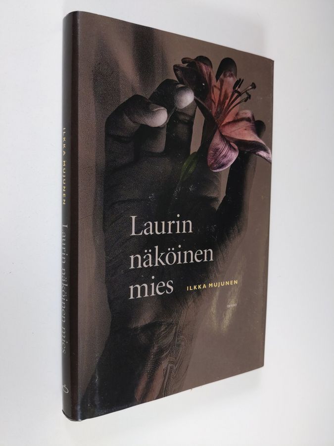 Ilkka Mujunen : Laurin näköinen mies