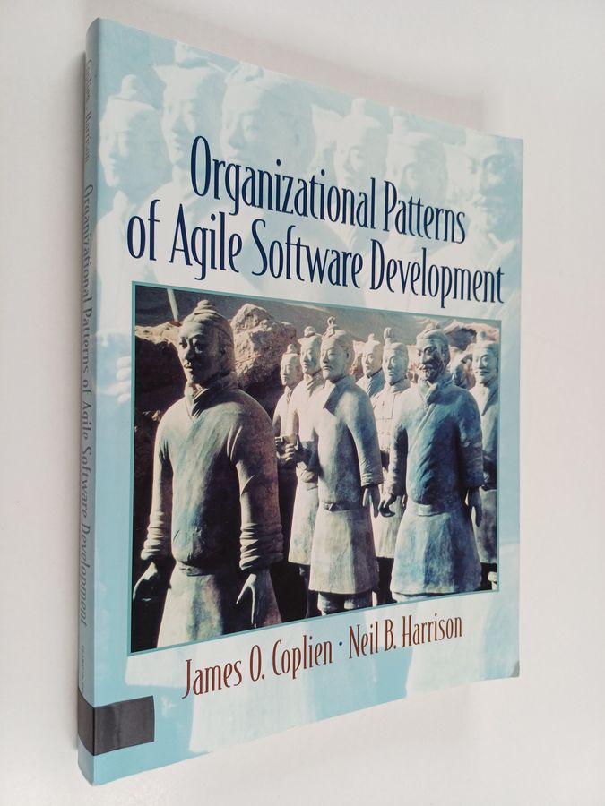 Organizational patterns of agile software development