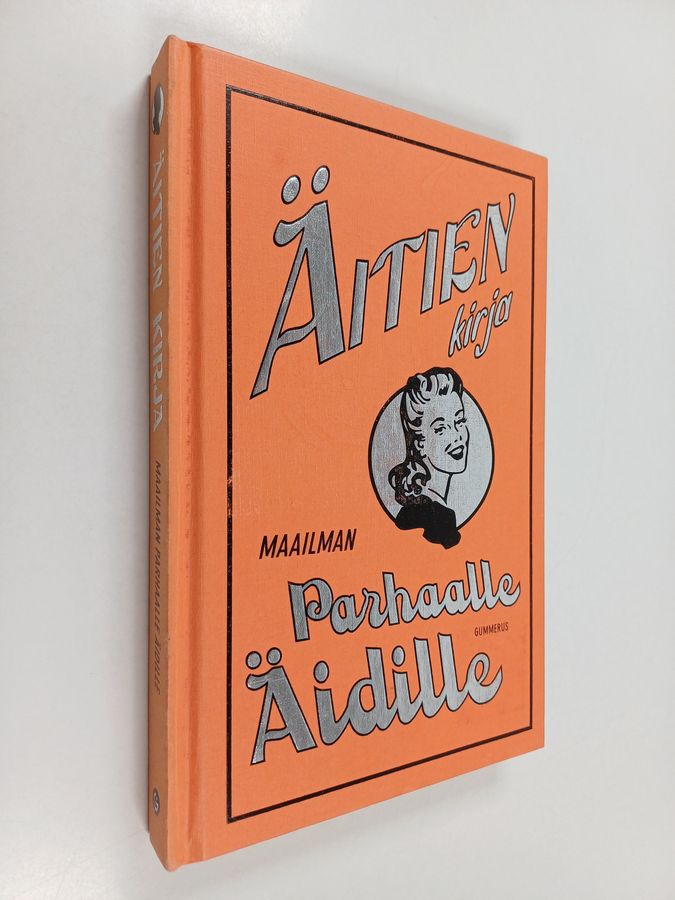 Äitien kirja
