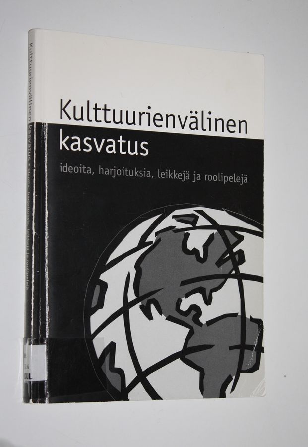 Kulttuurienvälinen kasvatus