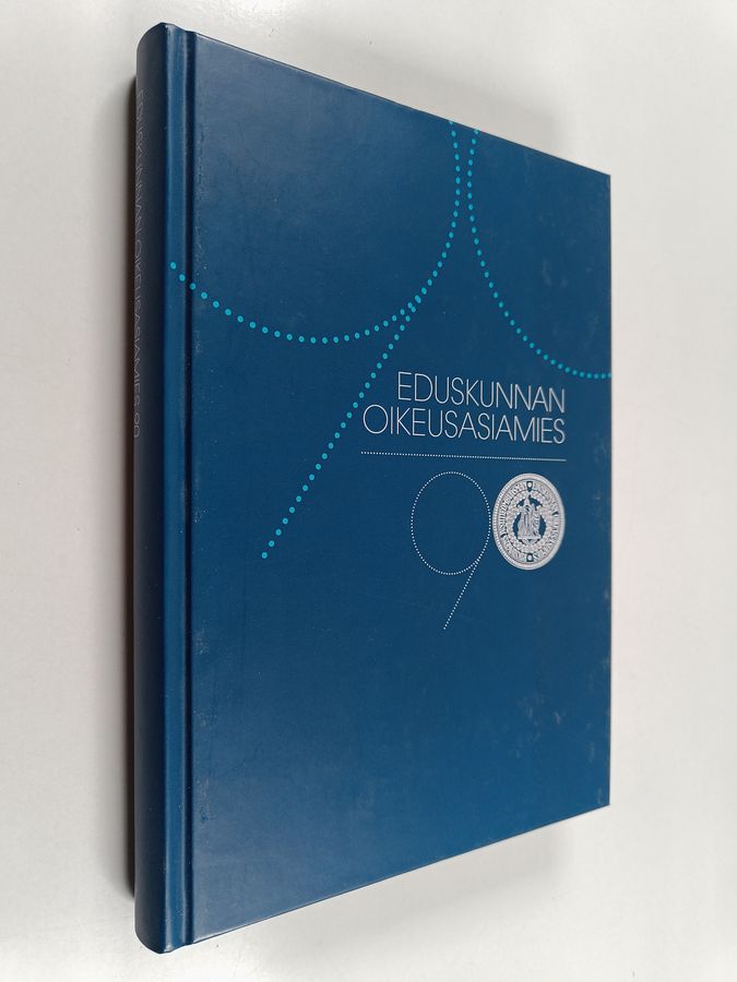 Eduskunnan oikeusasiamies 90.