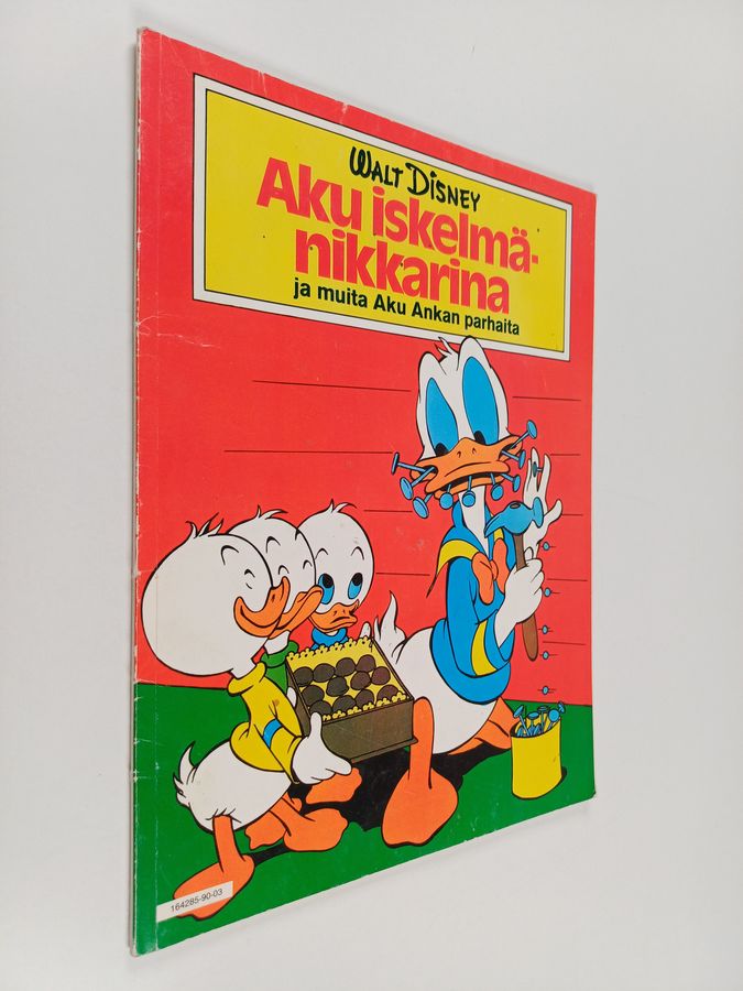 Walt Disney & Carl Barks : Aku iskelmänikkarina ja muita Aku Ankan parhaita