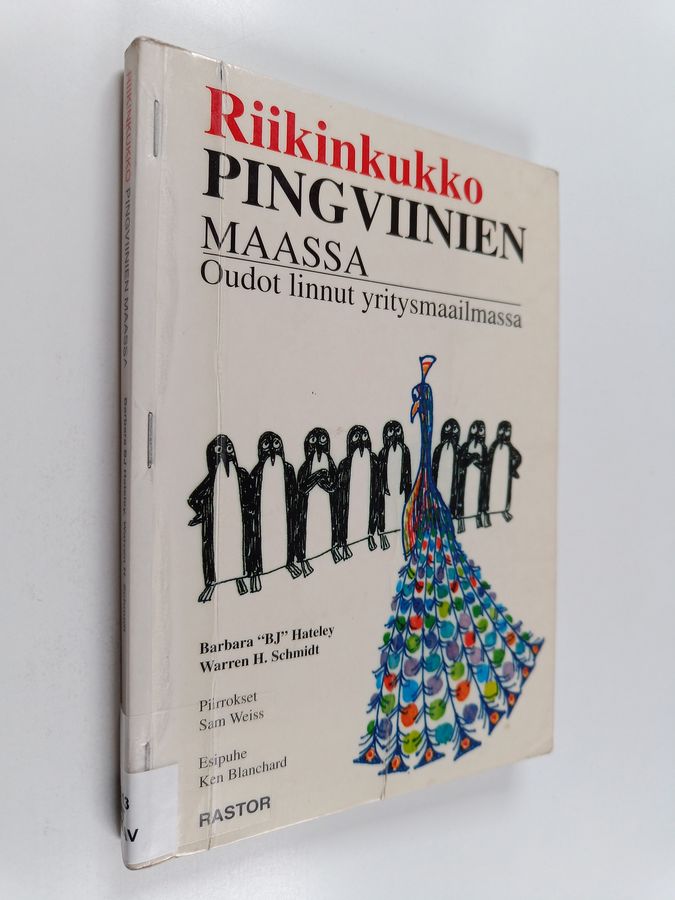 Riikinkukko pingviinien maassa