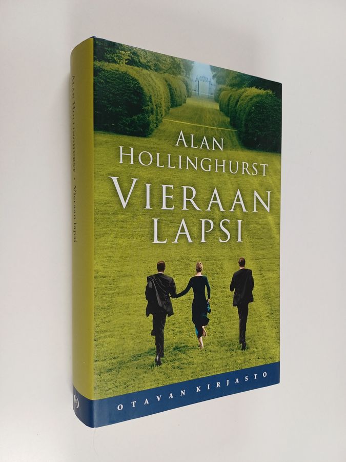 Alan Hollinghurst : Vieraan lapsi