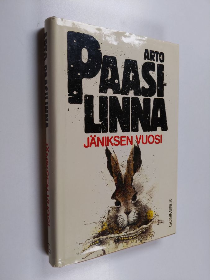 Arto Paasilinna : Jäniksen vuosi