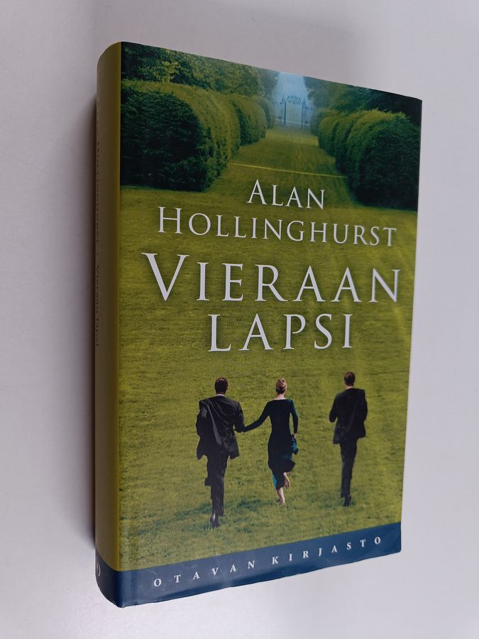 Alan Hollinghurst : Vieraan lapsi