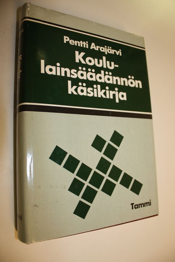 Koululainsäädännön käsikirja
