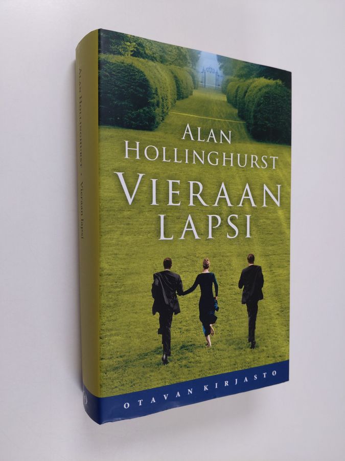 Alan Hollinghurst : Vieraan lapsi